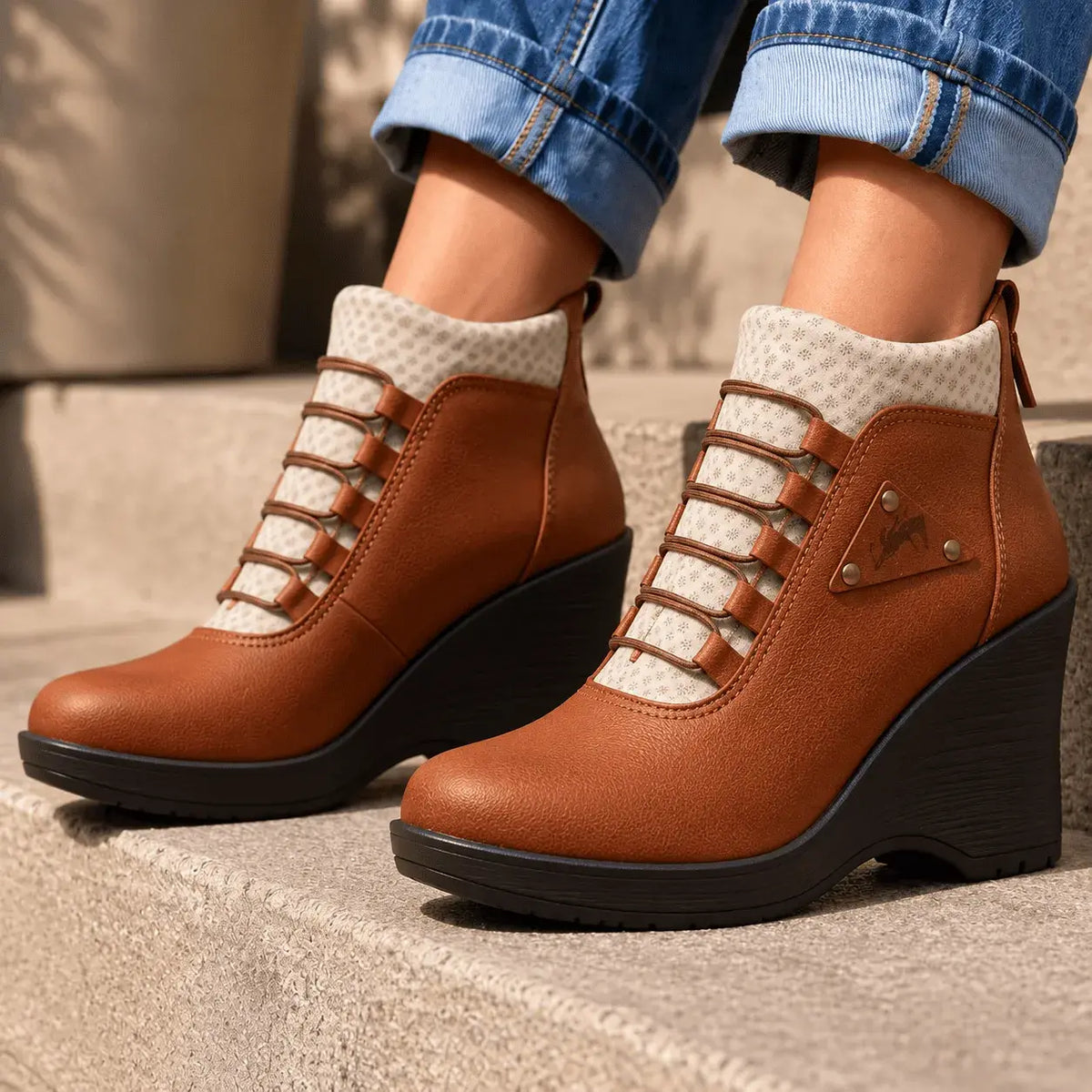 Botin casual con plataforma en cuña