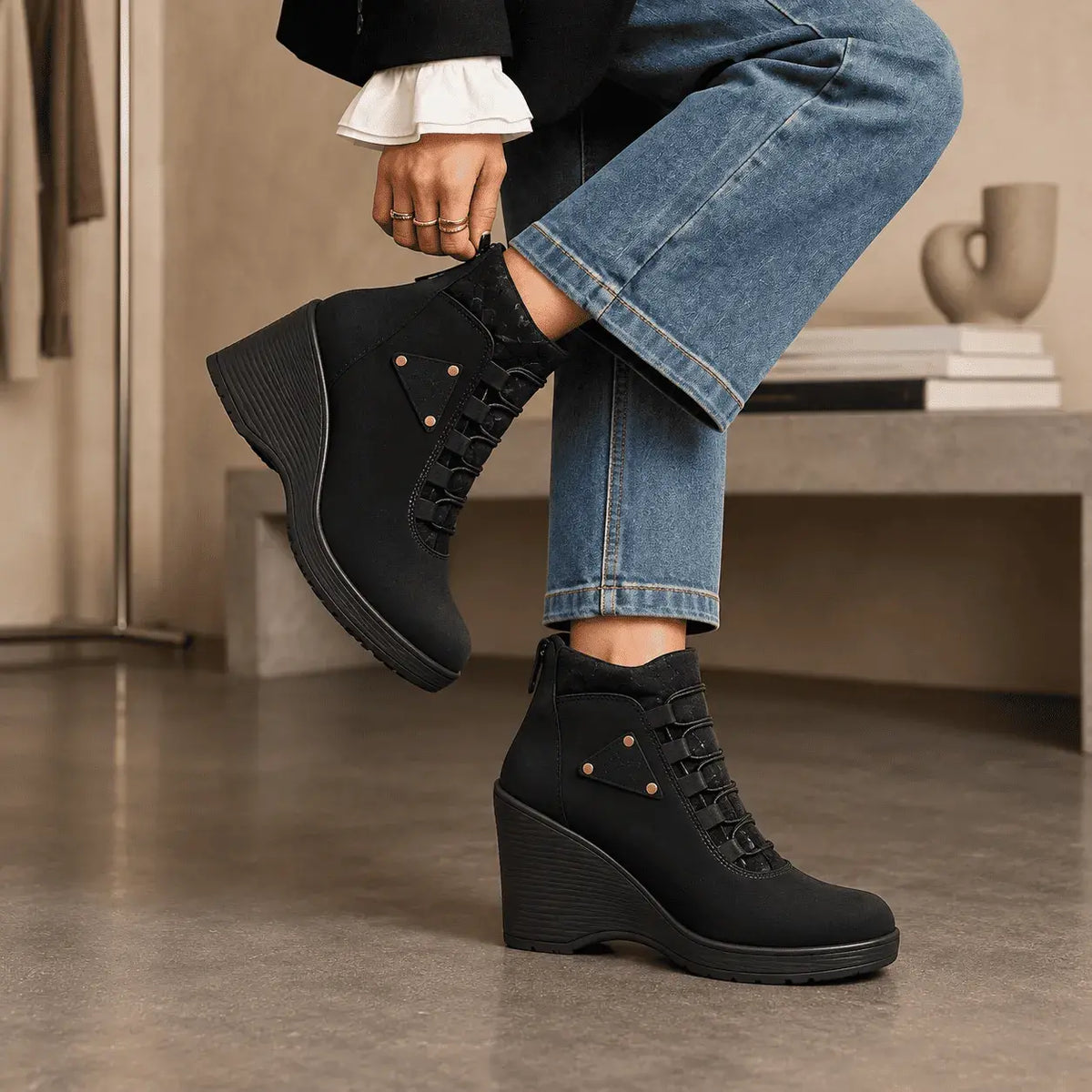 Botin casual con plataforma en cuña