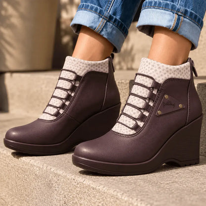 Botin casual con plataforma en cuña