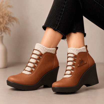 Botin casual con plataforma en cuña